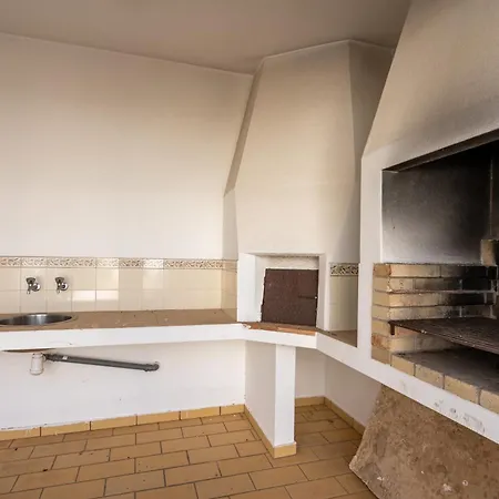 Host Wise - Spacious Family House With Garden לאגוּ‏ש