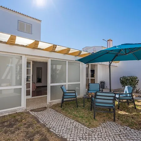Prázdninový dům Host Wise - Spacious Family House With Garden