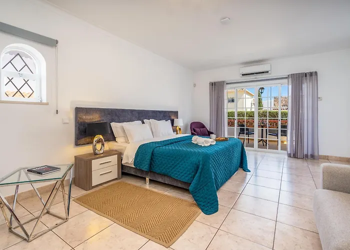 Host Wise - Spacious Family House With Garden Сasa de vacaciones *