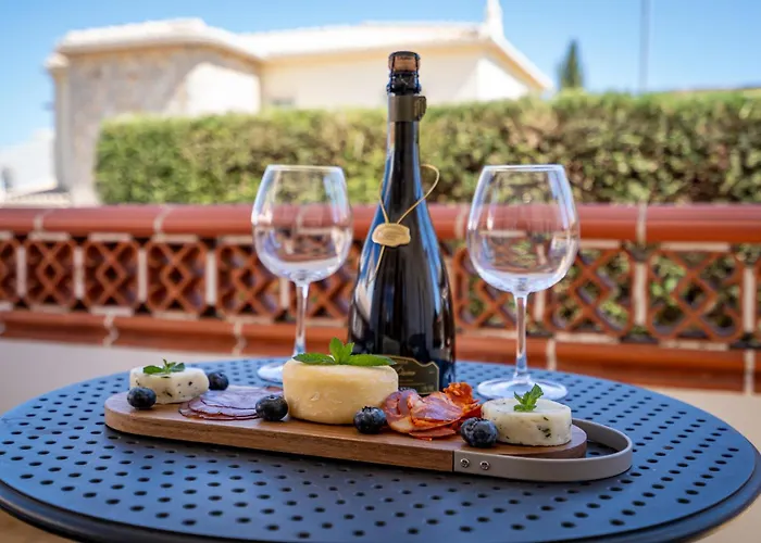 Host Wise - Spacious Family House With Garden 別荘 *