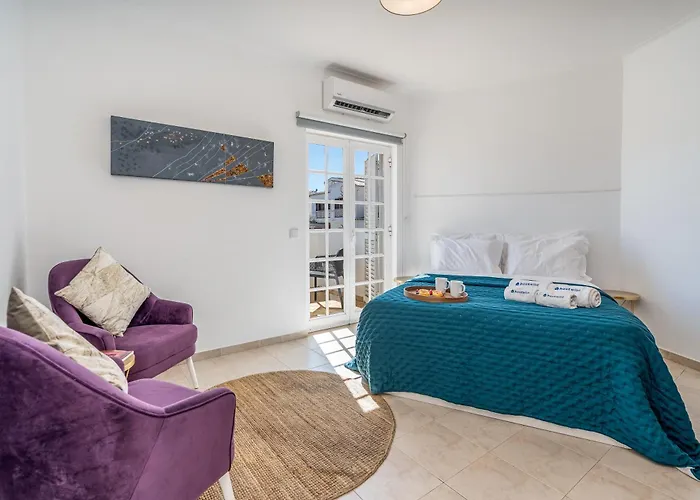 Сasa de vacaciones Host Wise - Spacious Family House With Garden *
