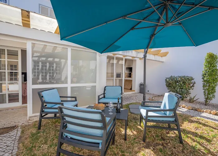 Host Wise - Spacious Family House With Garden 別荘