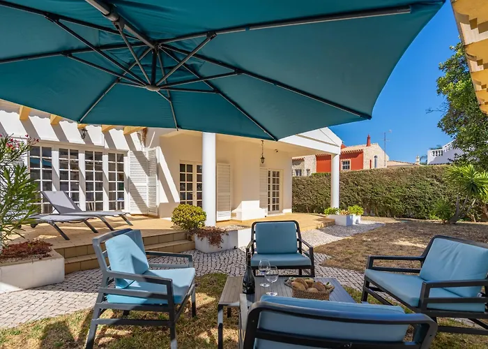 Host Wise - Spacious Family House With Garden 別荘 ラゴス